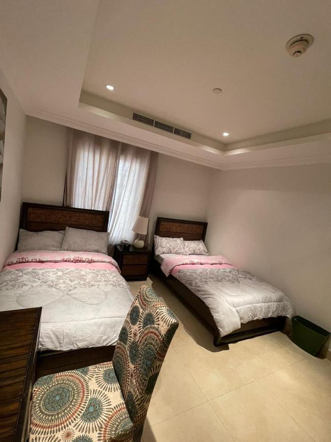 Luxury 2 Bedroom Apt In The Pearl With Marina View Doha Dış mekan fotoğraf