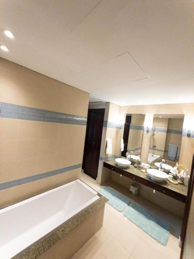 Luxury 2 Bedroom Apt In The Pearl With Marina View Doha Dış mekan fotoğraf